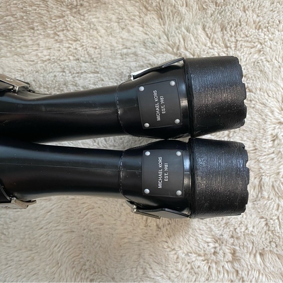 MICHAEL KORS WOMAN BIKER ANKLE RAINBOOT RUBBER DEVENPORT RAINBOOTIE Sz 6 - Picture 4 of 9